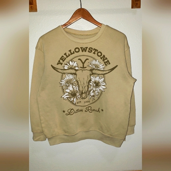 Yellowstone, Dutton Ranch, Western Style, Crewneck, Pullover, Fleece Sweatshirt - Picture 4 of 7